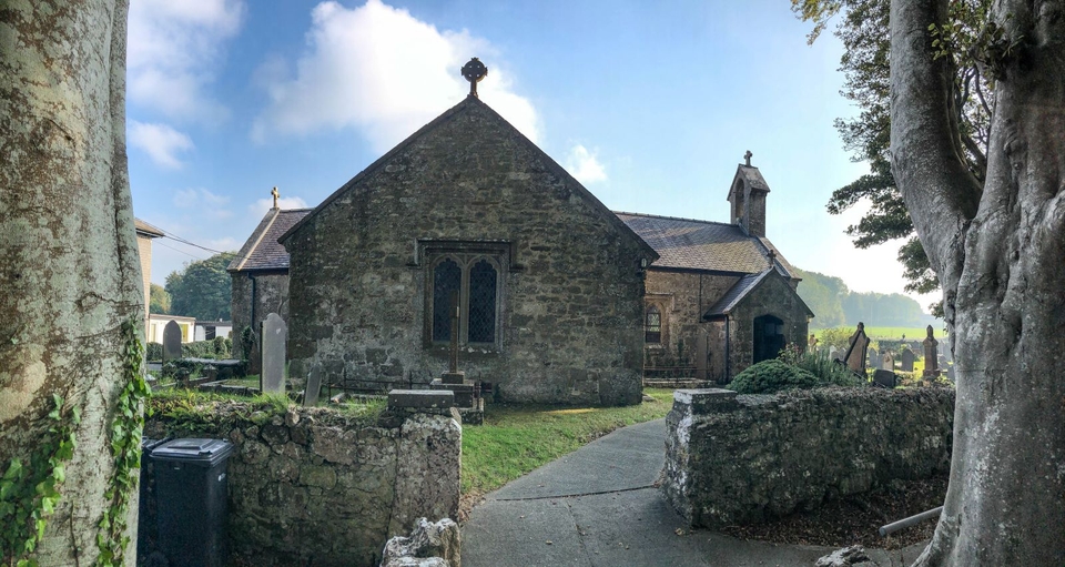 Eglwys St Gallgo Church, Moelfe